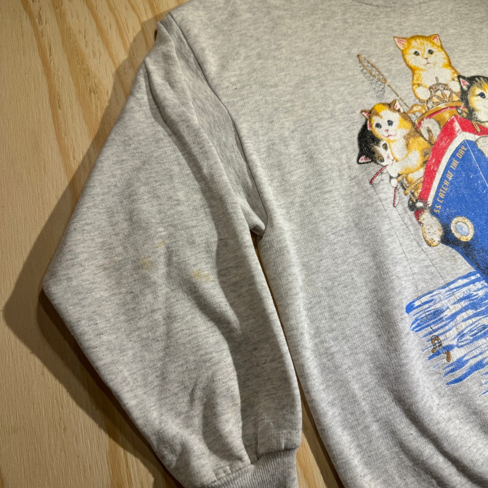 90s Basic Editions Women's S.S. Catch of the Day Cat Graphic Sweatshirt Size M - Picture 3 of 6